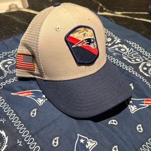 New England patriot salute to service never worn hat new era